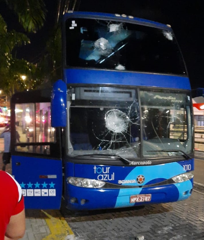 VÍDEOS- ESPÍRITO ESPORTIVO: Ônibus do Campinense é apedrejado e jogadores são agredidos após jogo com o América em Natal - Blog do BG | PB VÍDEOS- ESPÍRITO ESPORTIVO: Ônibus do Campinense é apedrejado e jogadores são agredidos após jogo com o América em Natal - Blog do BG | PB