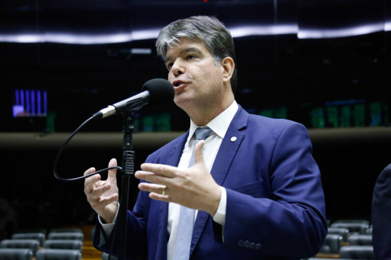 Fontes do piso da enfermagem serão definidas até o final do ano, diz Ruy  Carneiro - Blog do BG | PB